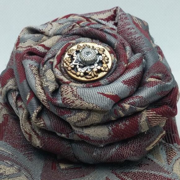 Vintage Silk Tie Brooch Pin Upcycled Wembley Hand Crafted Floral Button Jeweled - Picture 9 of 12